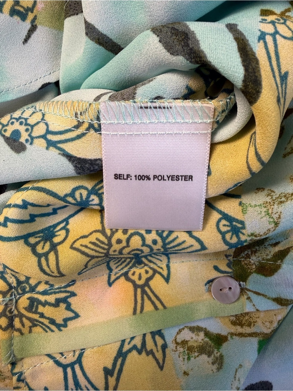 Rose & Olive Pastel Patchwork Boho Floral Collared Button-Up Size Medium NWOT - Picture 6 of 9